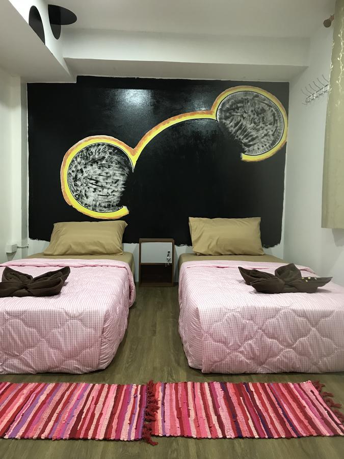 Mickey House Hotel Chiang Mai Esterno foto